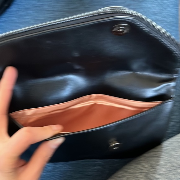 Makeup bag - Picture 2 of 3